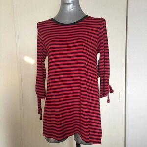 3/$15 NWT red black striped grunge half tie sleeve casual  tunic top small